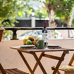 Summer Apartman